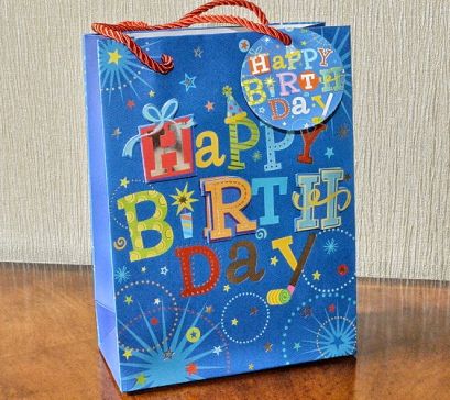 88119 - Small or Medium 3D Happy Birthday Gift Bags & Tag!!